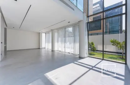 Villa - 5 Bedrooms - 7 Bathrooms for rent in Jumeirah 1 Villas - Jumeirah 1 - Jumeirah - Dubai Villa - 5 Bedrooms - 7 Bathrooms for rent in Jumeirah 1 Villas - Jumeirah 1 - Jumeirah - Dubai