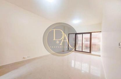 Apartment - 4 Bedrooms - 4 Bathrooms for rent in Golden Sands 9 - Mankhool - Bur Dubai - Dubai