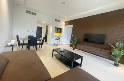 شقة - غرفة نوم - 2 حمامات للايجار في سكاي فيو - دبي مارينا - دبي