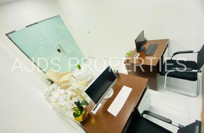 Office Space - Studio - 1 Bathroom for rent in Red Avenue - Al Garhoud - Dubai