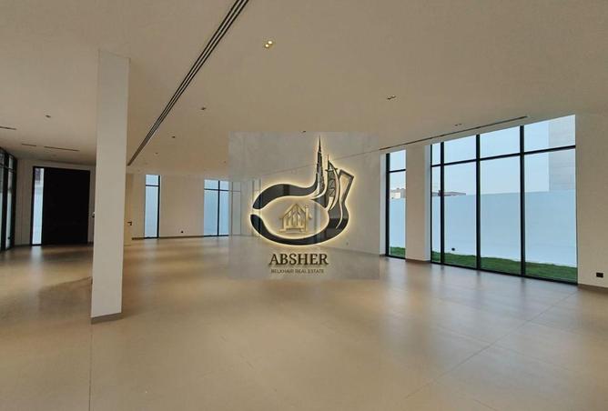 Luxurious 5 BEDROOMS Villa with Pool in Al Warsan