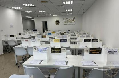 Co-working space - Studio - 3 Bathrooms for rent in Ajman Creek Towers - Al Rashidiya 1 - Al Rashidiya - Ajman