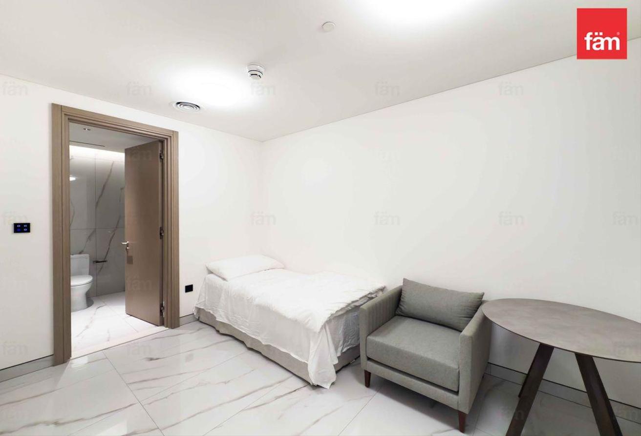 Stunning Marina Views | High End Finish | Vacant photo 12