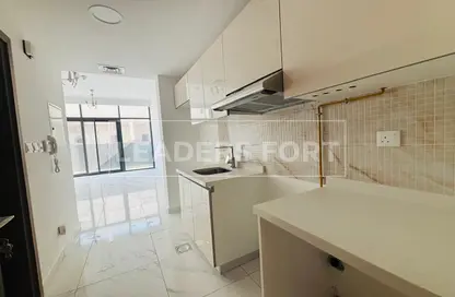 Apartment - Studio - 1 Bathroom for rent in Royal JVC Building - District 10 - Jumeirah Village Circle - Dubai