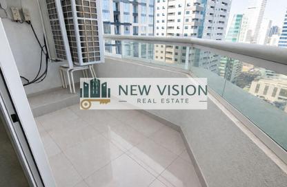 Apartment - 2 Bedrooms - 2 Bathrooms for rent in Al Fardan Centre - Al Majaz 3 - Al Majaz - Sharjah