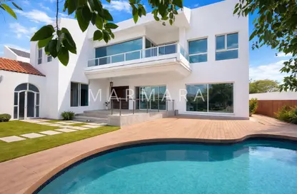 Villa - 5 Bedrooms - 5 Bathrooms for rent in Umm Suqeim 2 Villas - Umm Suqeim 2 - Umm Suqeim - Dubai