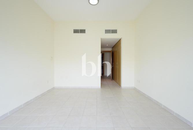 13601303 - Property Image 3