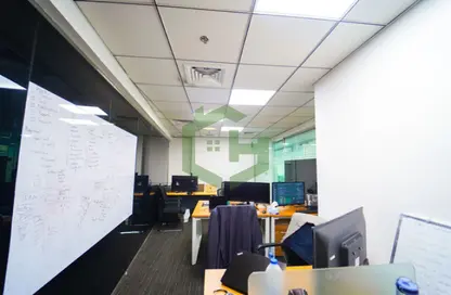 مكتب - استوديو - 2 حمامات للايجار في برج بايناري - الخليج التجاري - دبي