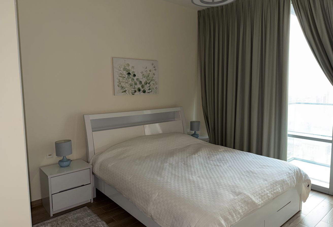 Furnished 1 BR | Prime Location | Spectacular View 4