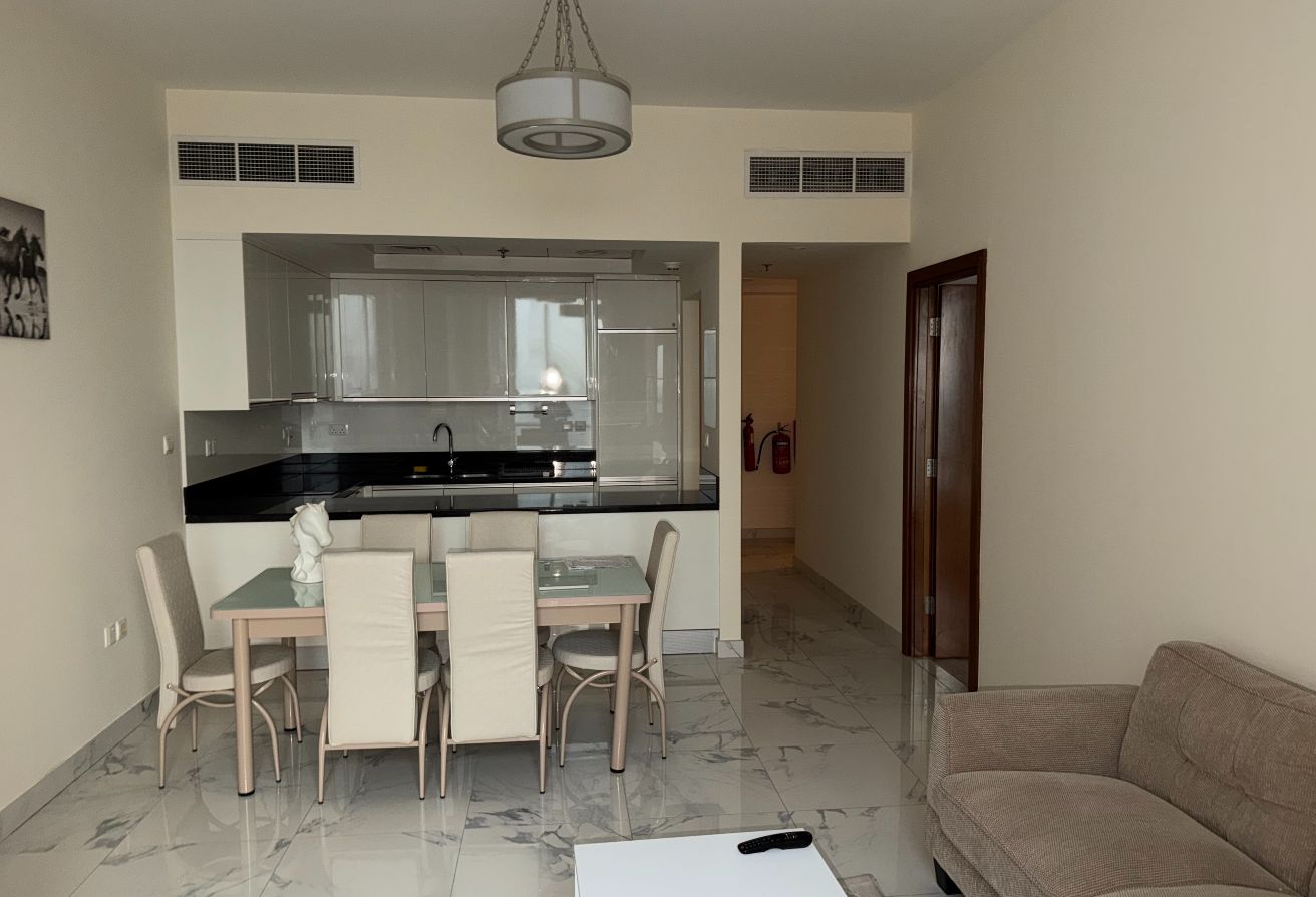 Furnished 1 BR | Prime Location | Spectacular View 3