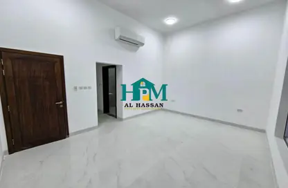 Apartment - 3 Bedrooms - 4 Bathrooms for rent in Madinat Al Riyad - Abu Dhabi