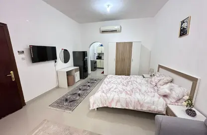 Apartment - Studio - 1 Bathroom for rent in Shakhbout City - Abu Dhabi