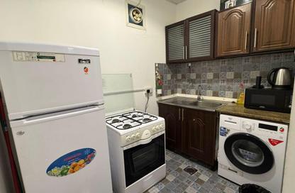 Apartment - Studio - 1 Bathroom for rent in Shakhbout City - Abu Dhabi
