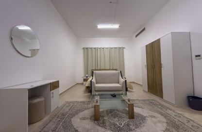 Apartment - Studio - 1 for rent in Shakhbout City - Abu Dhabi