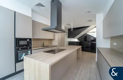 Villa - 4 Bedrooms - 4 Bathrooms for sale in Ixora - Al Barari - Dubai