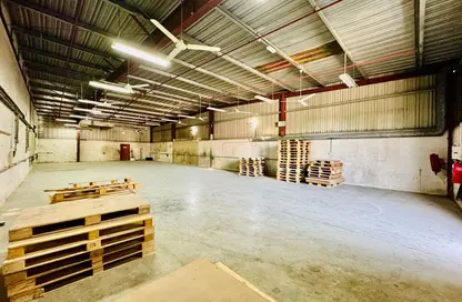 مستودع - استوديو للايجار في المرحلة 2 - مجمع دبي للاستثمار - دبي