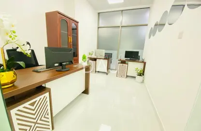 Office Space - 1 Bedroom - 1 Bathroom for rent in Red Avenue - Al Garhoud - Dubai