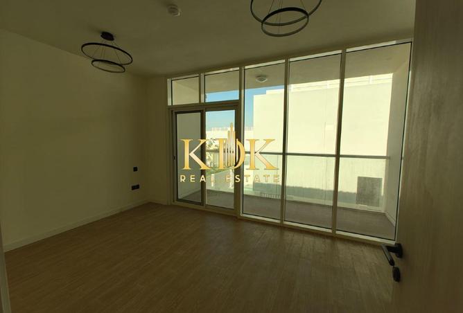 15900352 - صورة العقار 3