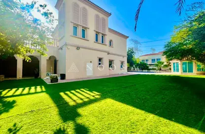 فيلا - 3 غرف نوم - 5 حمامات للايجار في 8A حي - مثلث قرية جميرا - دبي