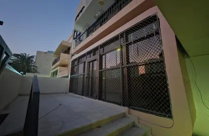 Apartment - 3 Bedrooms - 4 Bathrooms for rent in Al Mushrif - Abu Dhabi