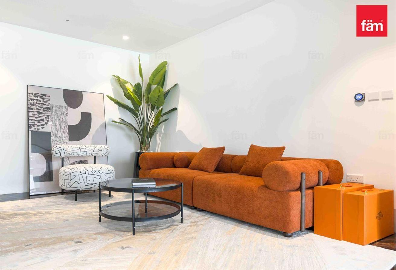Upgraded Duplex | Exceptional Views | Office+Maid photo 4
