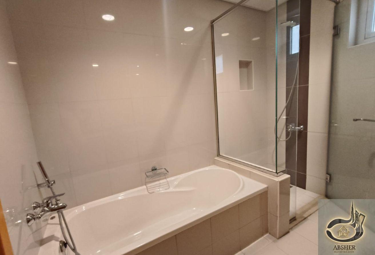 Nad Al Sheba 3 - Great Condition 4 Bedrooms Vacant photo 6