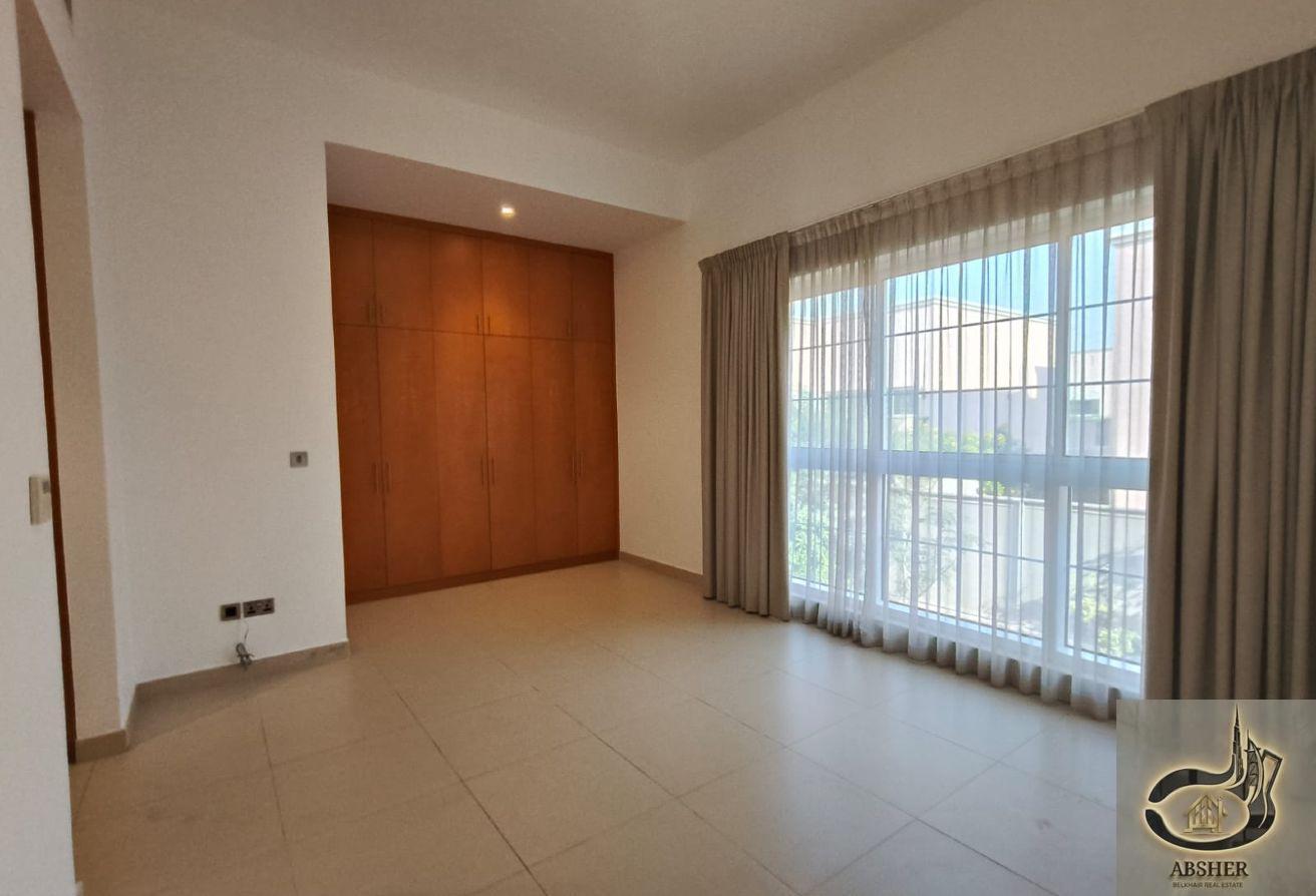 Nad Al Sheba 3 - Great Condition 4 Bedrooms Vacant photo 7