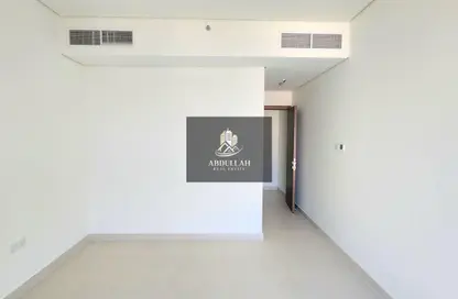 شقة - 2 غرف نوم - 3 حمامات للايجار في سراب 2 - الجادة - الشارقة