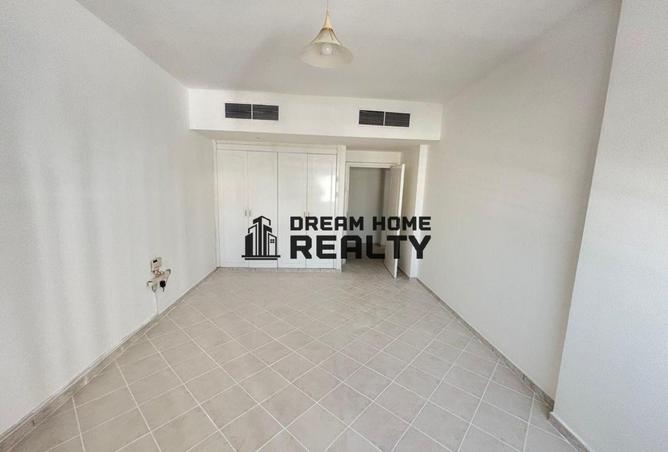 15906002 - Property Image 2