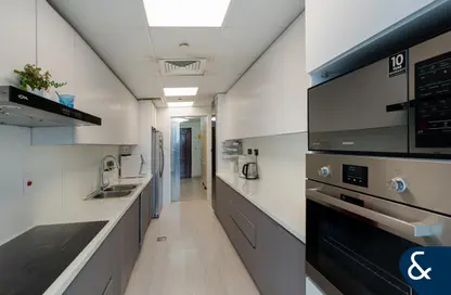 Apartment - 3 Bedrooms - 4 Bathrooms for sale in Ary Marina View Tower - Dubai Marina - Dubai