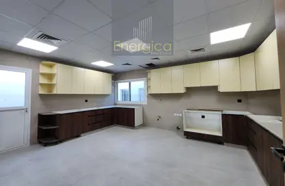 فيلا - 5 غرف نوم - 6 حمامات للايجار في فلل جميرا 3 - جميرا 3 - جميرا - دبي