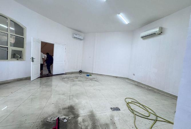 15839300 - Property Image 3