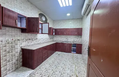 Apartment - 3 Bedrooms - 3 Bathrooms for rent in Shakhbout City - Abu Dhabi