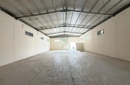 مستودع - استوديو - 1 حمام للايجار في السنية - العين