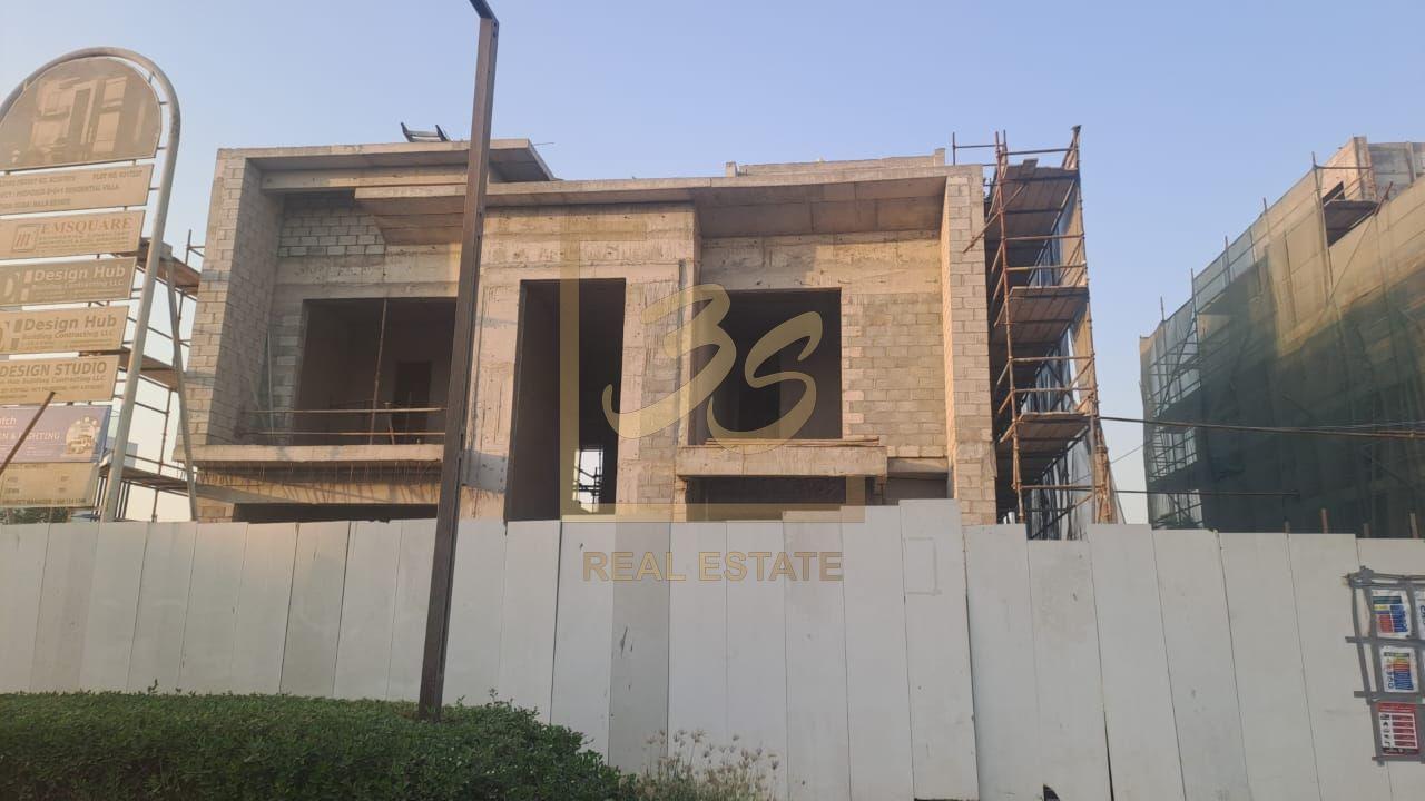 Huge Plot | Private Pool and Lift | Handover Soon by 229540 