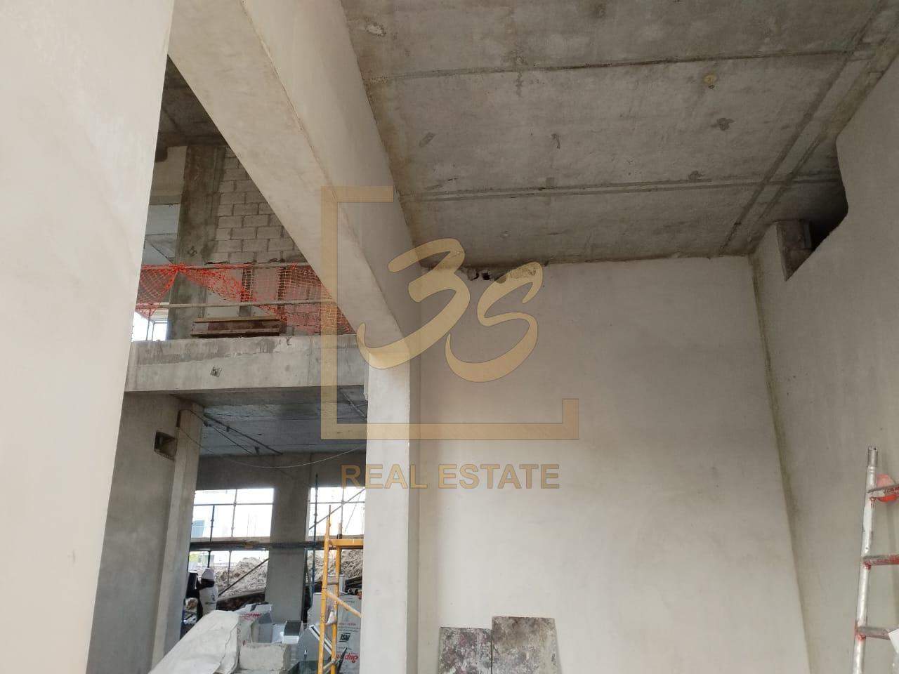 Huge Plot | Private Pool and Lift | Handover Soon by 229540 