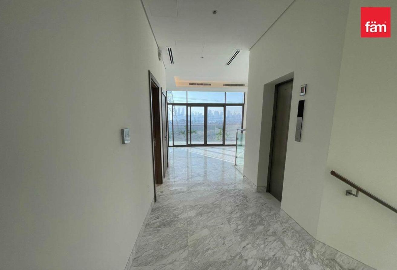 Prime Location | Brand New Villa | Private Pool photo 6