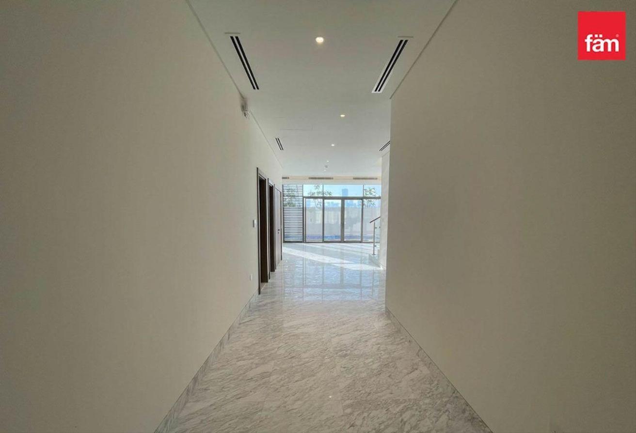 Prime Location | Brand New Villa | Private Pool photo 4