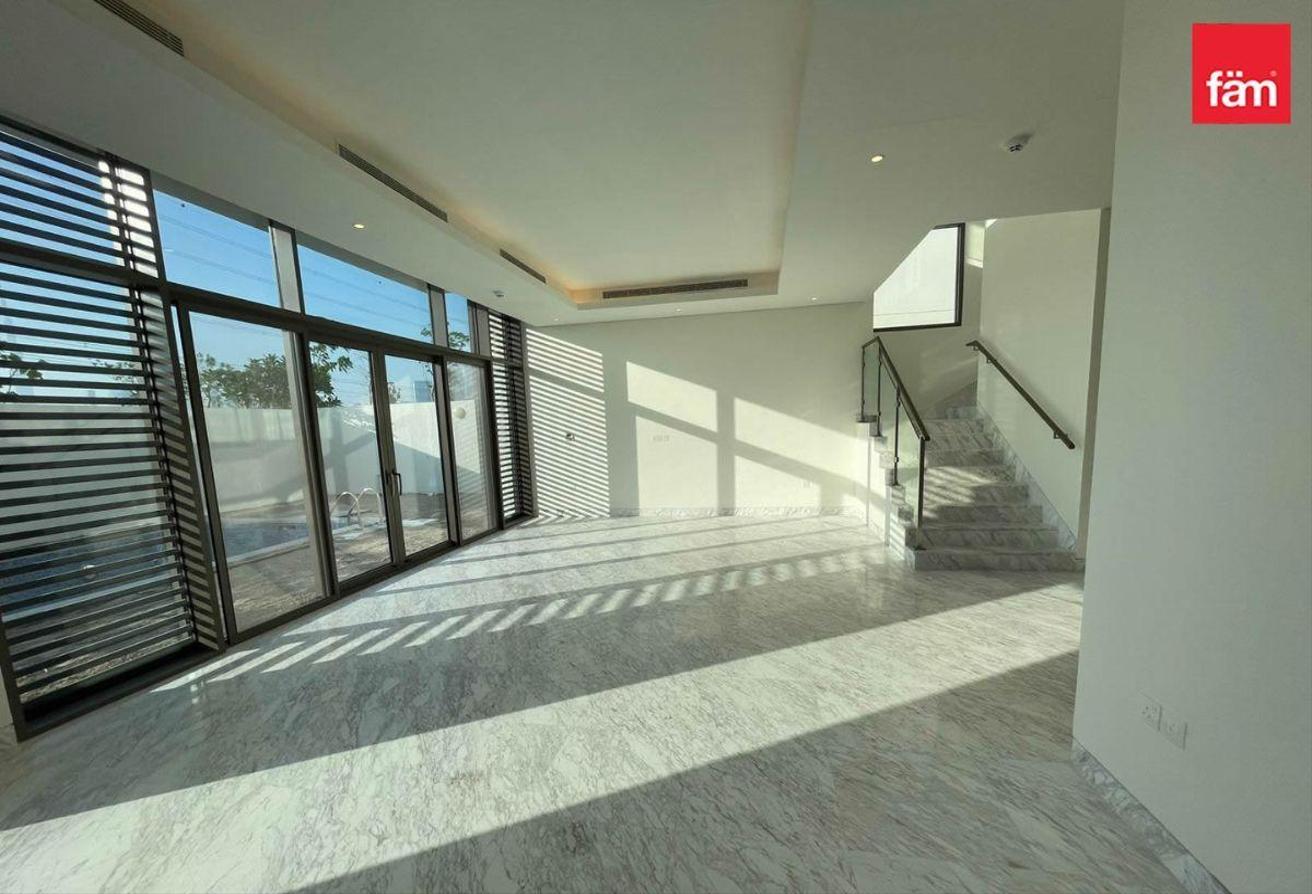 Prime Location | Brand New Villa | Private Pool photo 9