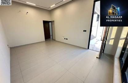 Villa - 5 Bedrooms - 7 Bathrooms for sale in Al Yasmeen 1 - Al Yasmeen - Ajman