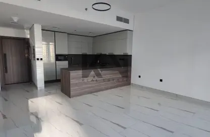 شقة - غرفة نوم - 2 حمامات للايجار في رويال ريجينسي - الخليج التجاري - دبي