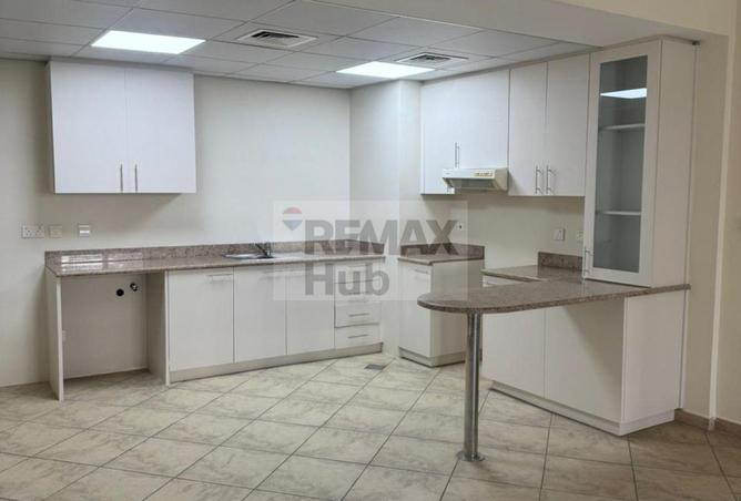76162504 - Property Image 3