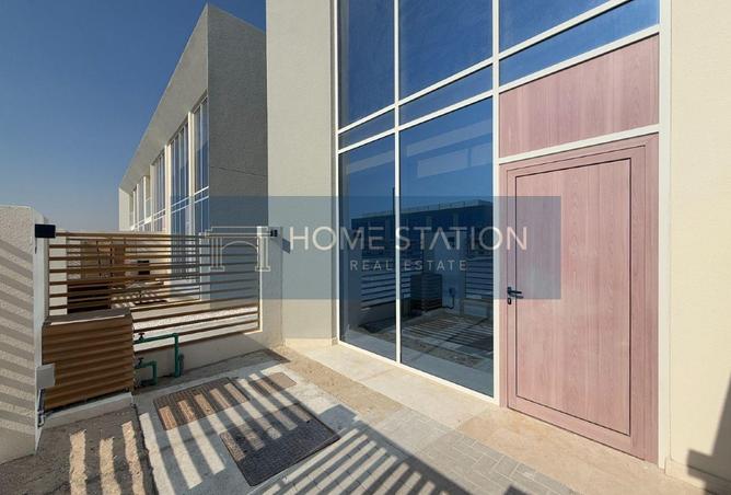 94007608 - Property Image 2
