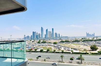 Apartment - 1 Bedroom - 2 Bathrooms for rent in Al Jadaf Building - Al Jaddaf - Dubai Apartment - 1 Bedroom - 2 Bathrooms for rent in Al Jadaf Building - Al Jaddaf - Dubai