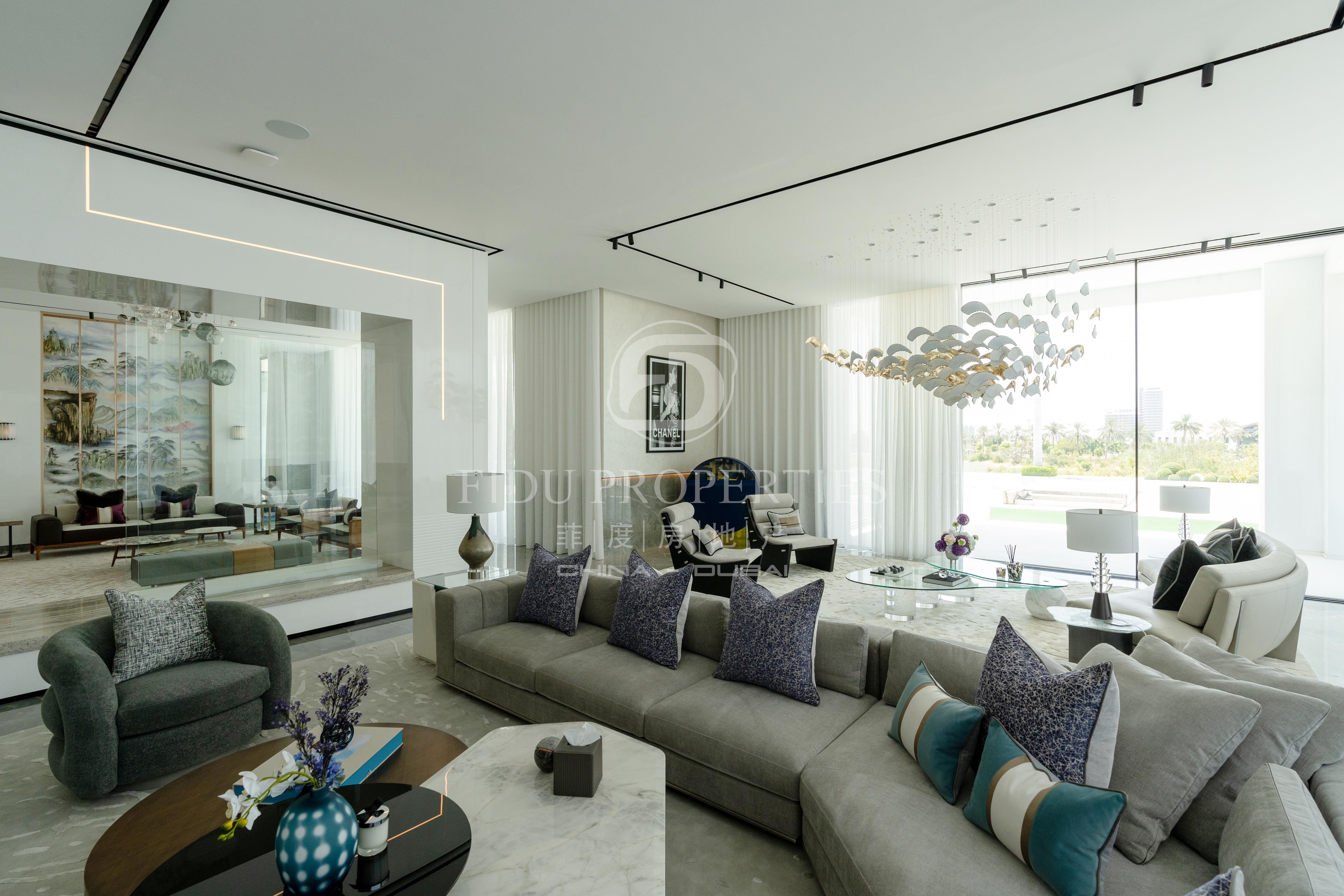 Custom Built 7 Bedrooms Mansion On The Golf Course