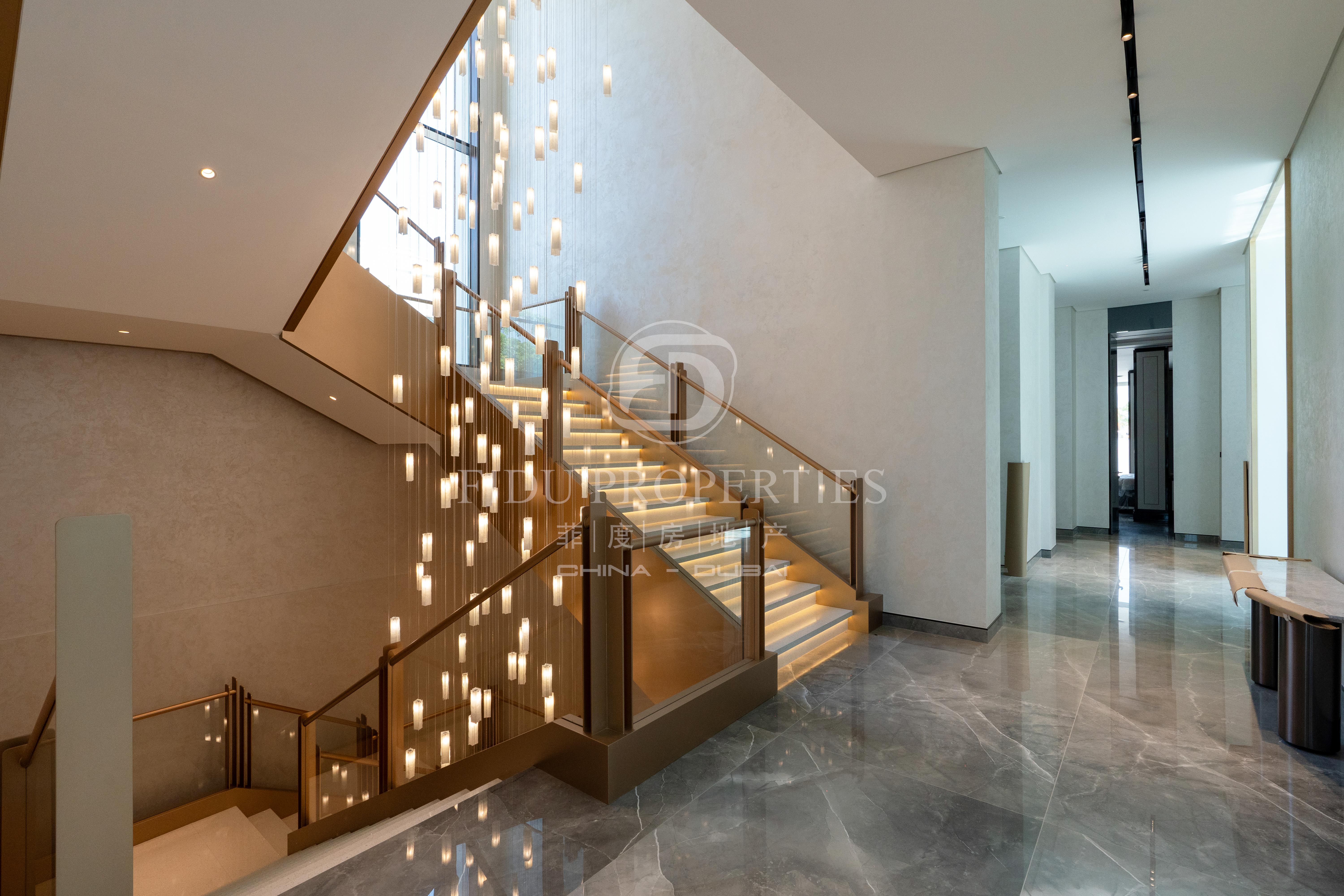 Custom Built 7 Bedrooms Mansion On The Golf Course