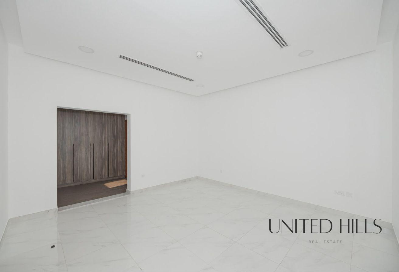 Spacious 5BR Villa | Al Furjan | Private Pool & Garden photo 20