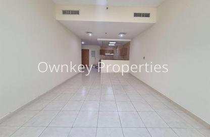 Apartment - 1 Bedroom - 2 Bathrooms for rent in Hessa Home Building - Oud Metha - Bur Dubai - Dubai