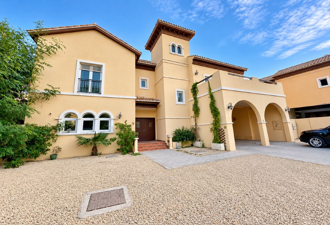 5 bedroom villa in The Aldea, The Villa: 9