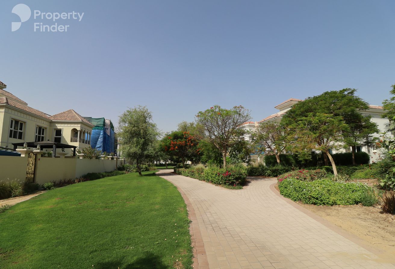5 bedroom villa in The Aldea, The Villa: 10